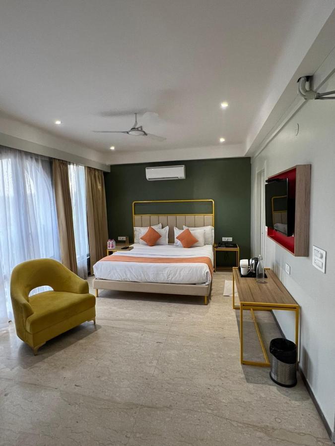 Phoenix - Unmatched Comfort Udaipur Ngoại thất bức ảnh